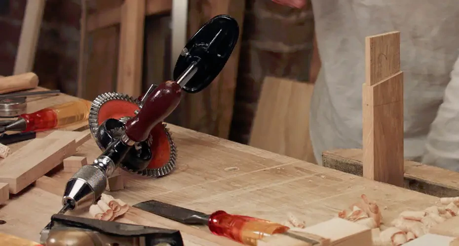 A Terdinail Woodworking Hand Tool Used to Remove Shavings